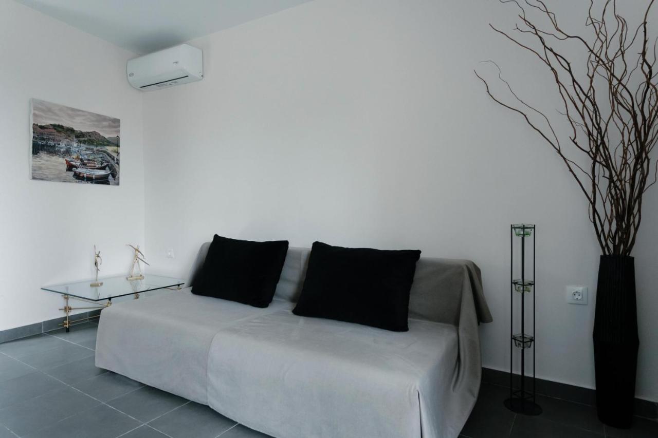 Our House 2 Luxury Suites Kavala Exterior foto
